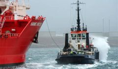 Tirrick putting up the messenger on bow of the tanker Hanne Knutsen.