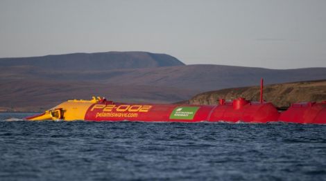 A Pelamis-2 prototype arrives off Orkney - Photo: Pelamis Wave Power