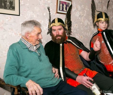 Guizer Jarl Colin Jamieson with 99 year old Allie Smith who was the Uyeasound jarl in 1939 - Photo: John Coutts