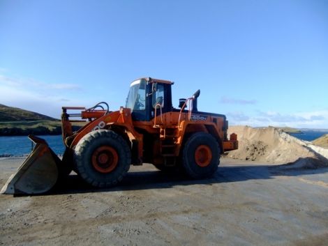 Grit supplies are not running low in Shetland, despite this picture taken at Rova Head on Tuesday. The SIC says a new delivery was taken recently and has been stockpiled at Scord quarry.