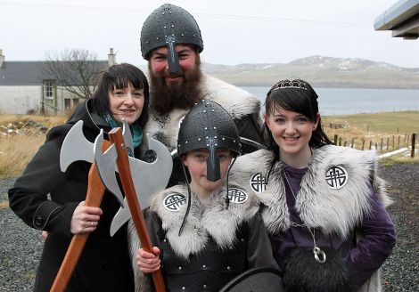 Guizer Jarl Barry Anderson with partner Lisa Henry and their children Ryan (10) and Lauren (14).