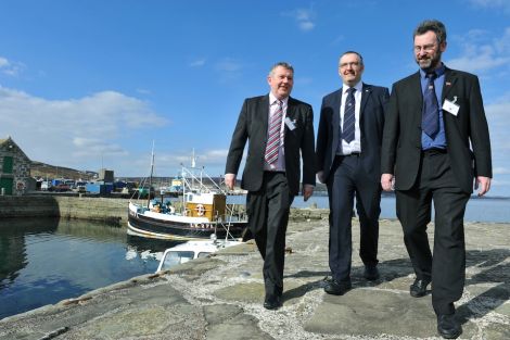 Angus Campbell, Gary Robinson abnd Steven Heddle met in Lerwick earlier this year - Photo: Malcolm Younger/Millgaet Media