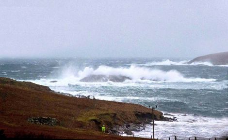 Thanks to Charlie Inkster for sending in this photo of huge waves rolling in at Otterswick, Yell.