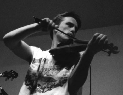 Leonard Scollay doing what he loved best at the 1995 Shetland Folk Festival. Photo: Jo Redman