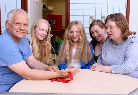 Erraind (centre) with her father David and sister Vhairi (left) and mother Joyce and sister Morven (right) - Photos: Hans J Marter