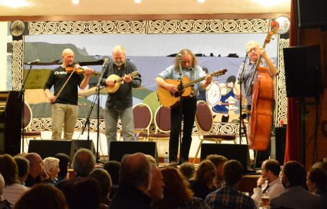 Hom Bru on stage at Cullivoe on Friday night. Photo: Shetnews