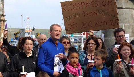 MSP Tavish Scott was one of only two politicians attending at the hour long vigil part of the Europe sees Syria events held across the continent. The other was South Mainland councillor Allison Duncan