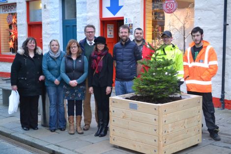 Harry Jamieson would have been proud. (Left to right) Christena Irvine (Living Lerwick manager), Dawn Siegel (N-Graved Shetland), Caroline Carroll (Harry’s), Steve Mathieson (Living Lerwick vice chair), Cynthia Adamson (Living Lerwick chair), Stewart Jamieson (Harry’s), Ryan Jamieson (Bridges Project), Asa Tulloch (Bridges) and William White (Bridges).