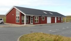 A modern single storey semi detached workshop/office - Photo: HIE