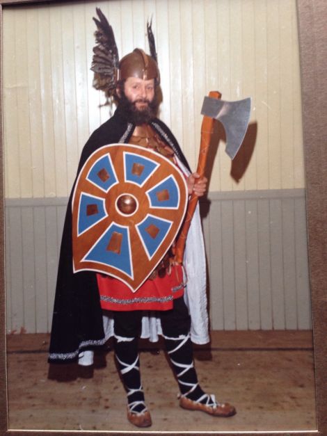 The jarl's grandfather Charlie Anderson as Guizer Jarl in 1977.