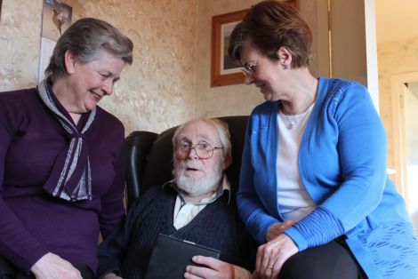 Crossroads carer Adeline Nicolson (right) with 85-year old Alan Alderson and his wife Patricia - Photos: ShetNews