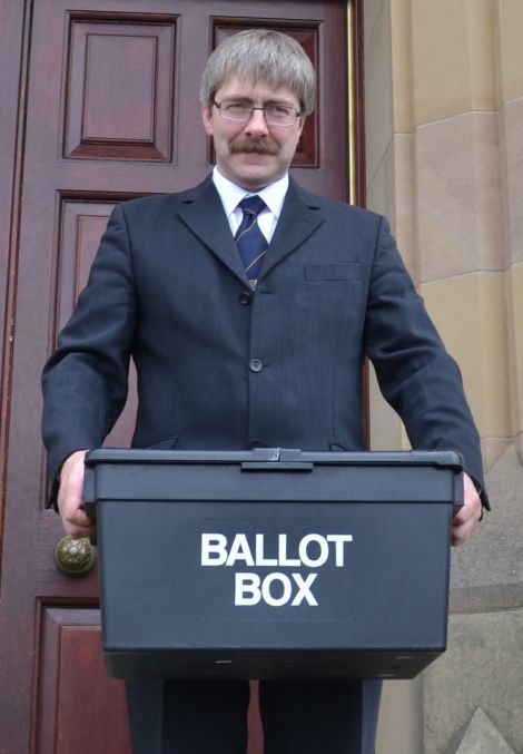 Shetland returning officer Jan Riise.