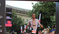 Davie Williamson crossing the finishing line - Photo: Finisherpix