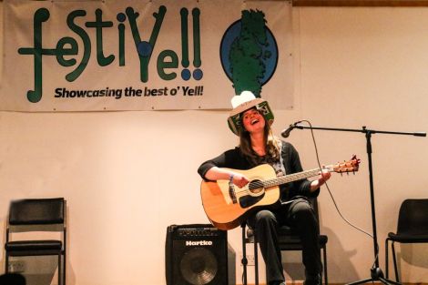 Elsbeth Clark singing a comedy country song during the FestiYell concert. Photo: Charlie Inkster