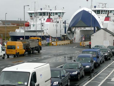 A fault with MV Daggri has reduced the Yell Sound to a single vessel service.