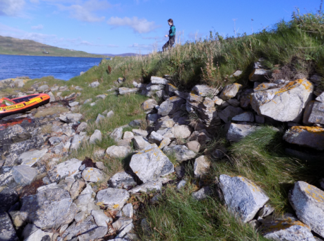 A first photo of the possible broch on the Holms of Hogaland - Photos: http://scottishcrannogs.wordpress.com