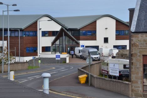 Vans at the entrance to the SIC's North Ness headquarters on Tuesday morning. Photo: Shetnews/Neil Riddell