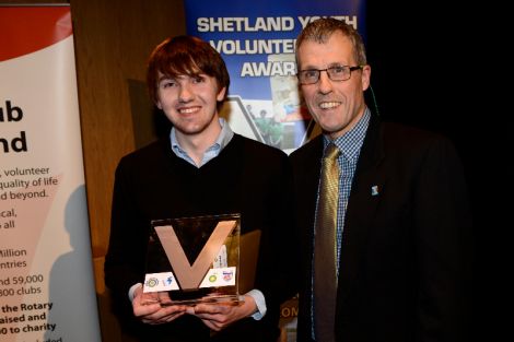  Individual winner Thomas Hawick with Dennis Leask of the Rotary Club.