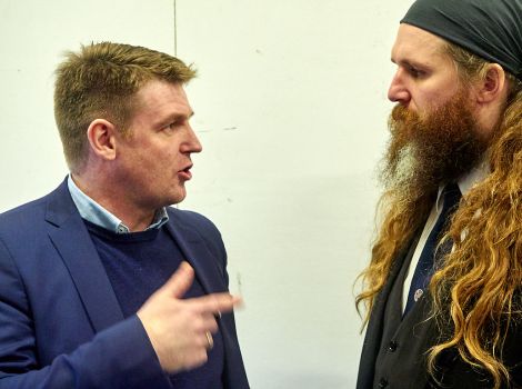 Faroese prime minister Askel Johannesen meets Lerwick guizer jarl Lyall Gair - Photo: Chris Brownl