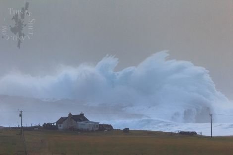 The moment the wave hits the Skerry of Ashiness - Photo: Ryan Sandison