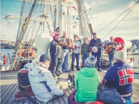 On-deck entertainment courtesy of The Chair. Photo: Lieve Boussauw.