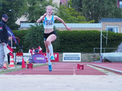 Lucy Holden finished seventh in the women's triple jump final. Photo: Maurice Staples