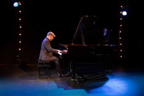 Neil Georgeson will again feature in the upcoming classical season at Mareel.