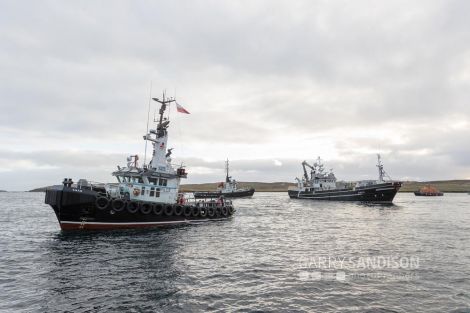 The fishing vessel Sea Hunter under tow by Lerwick harbour pilot boat Knab. Photo: Garry Sandison