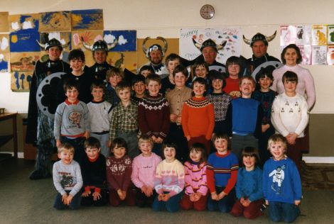 The Cullivoe Primary School class of 1986.