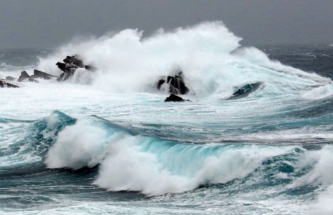 The south easterly gale created some spectacular waves on Sunday like here at Grutness. Photo: Theresa New