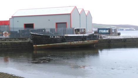 Marooned in disrepair: the Nil Desperandum at Hay's Dock. Photo: Shetland News