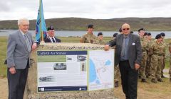 The comparative plaque and information board were unveiled by Magnie Williamson (left) and Crichton Irvine. All photo: Hans J Marter/Shetland News