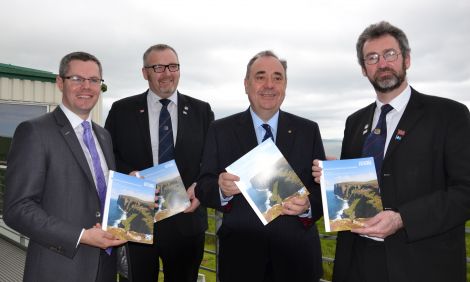 Local government minister Derek Mackay, SIC leader Gary Robinson, Scotland's first minister Alex Salmond and Orkney council convener Steven Heddle pictured following the launch of the 80-page ‘Empowering Scotland’s Island Communities’ prospectus. Photo: Shetnews