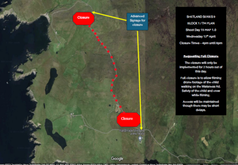 Aerial map showing a river with marked closure points and a dotted line indicating the path of a temporary closure, with an information box detailing schedule and safety notes.