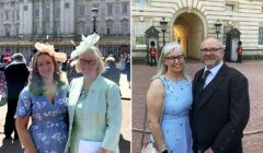 Two side-by-side photos show people posing outside a grand building with guards in uniform; all are dressed formally, with women in blue floral dresses.