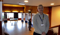 SSEN Transmission's lead project manager Alan Kelly in the Brae hall on Tuesday. Photo: Shetland News